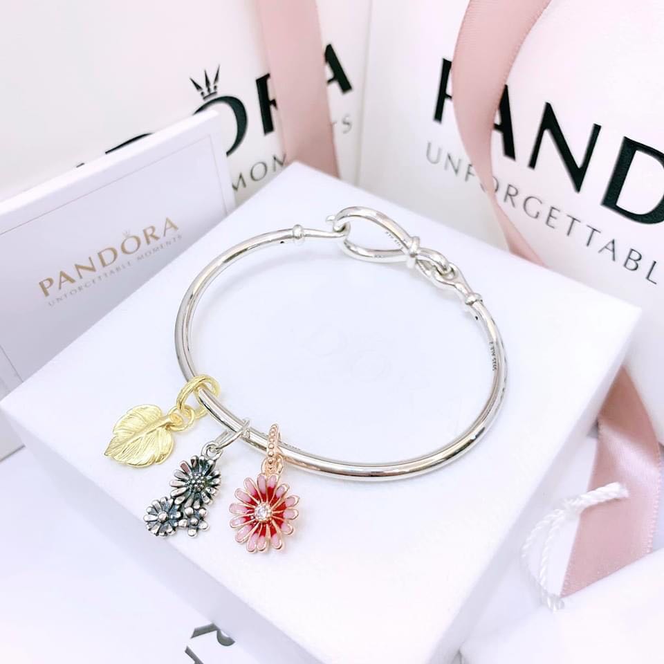 Pandora infinity bangle hot sale