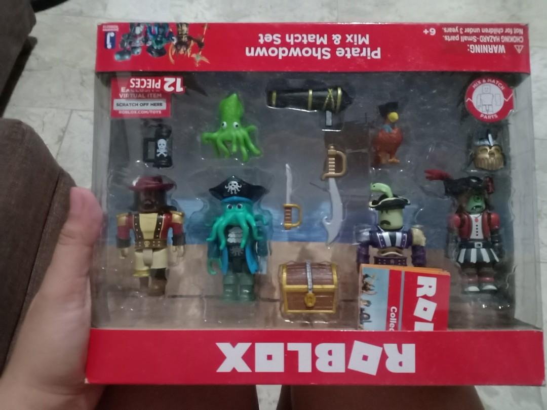 Roblox Limited Edition Toys Games Toys On Carousell - limited edition roblox toy