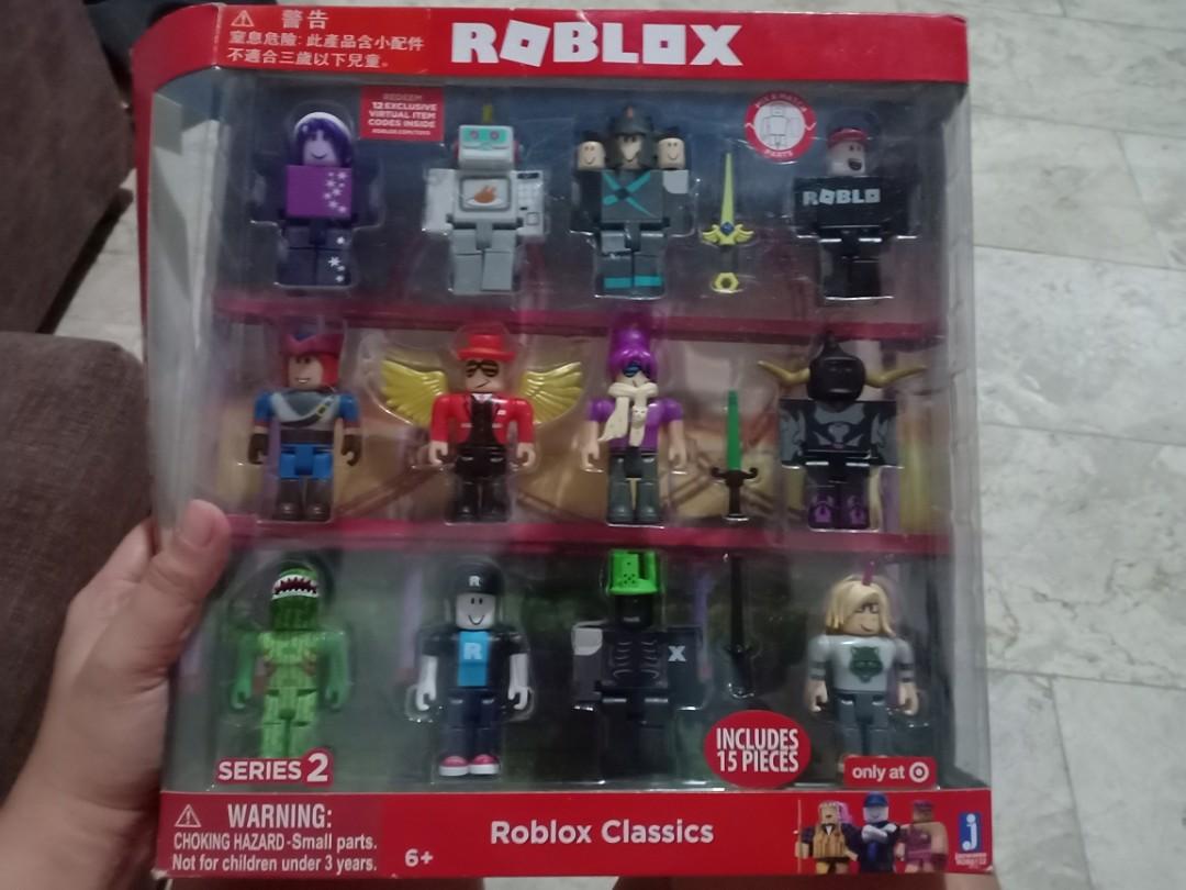 Roblox Limited Edition Toys Games Toys On Carousell - roblox series 1 classics 12 figure pack 15 pieces