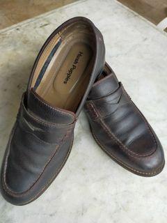 hush puppies formal shoes price