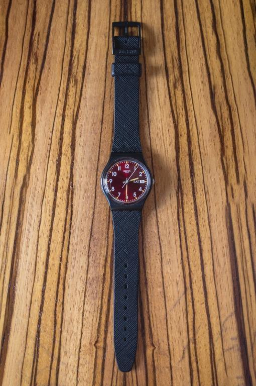 AVAILABLE Sir Red Swatch GB753 Mobile Phones Gadgets