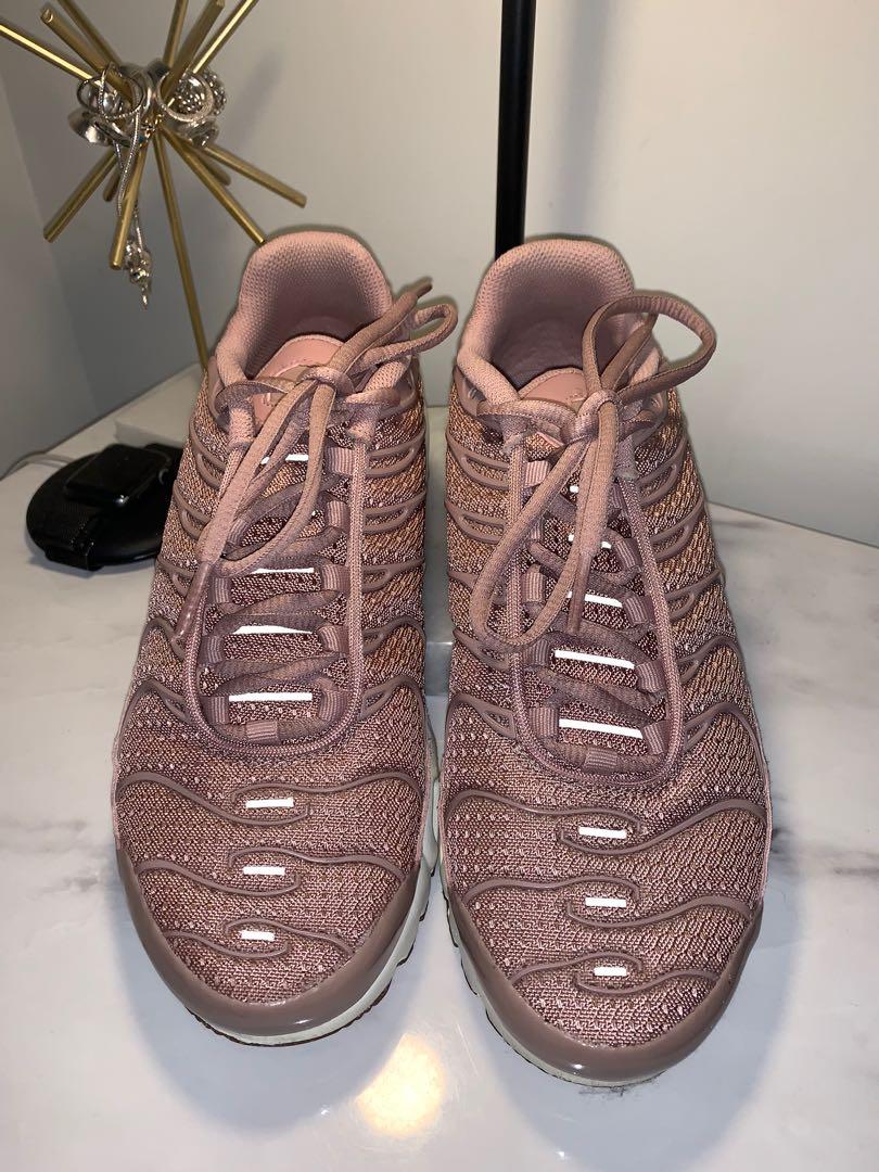 Nike tn rose gold store