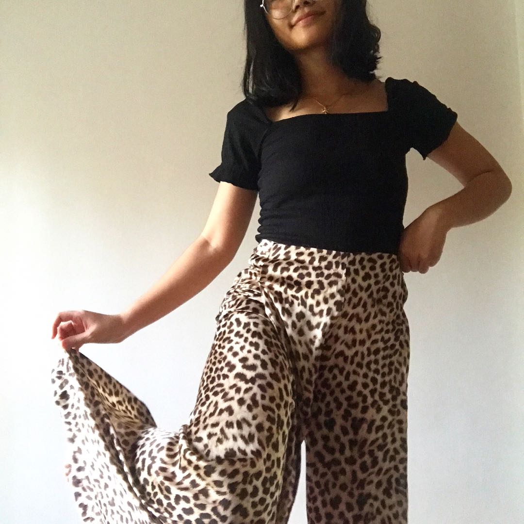 Zara Satin Leopard-Print Palazzo Pants, Women's Fashion, Bottoms, Other ...