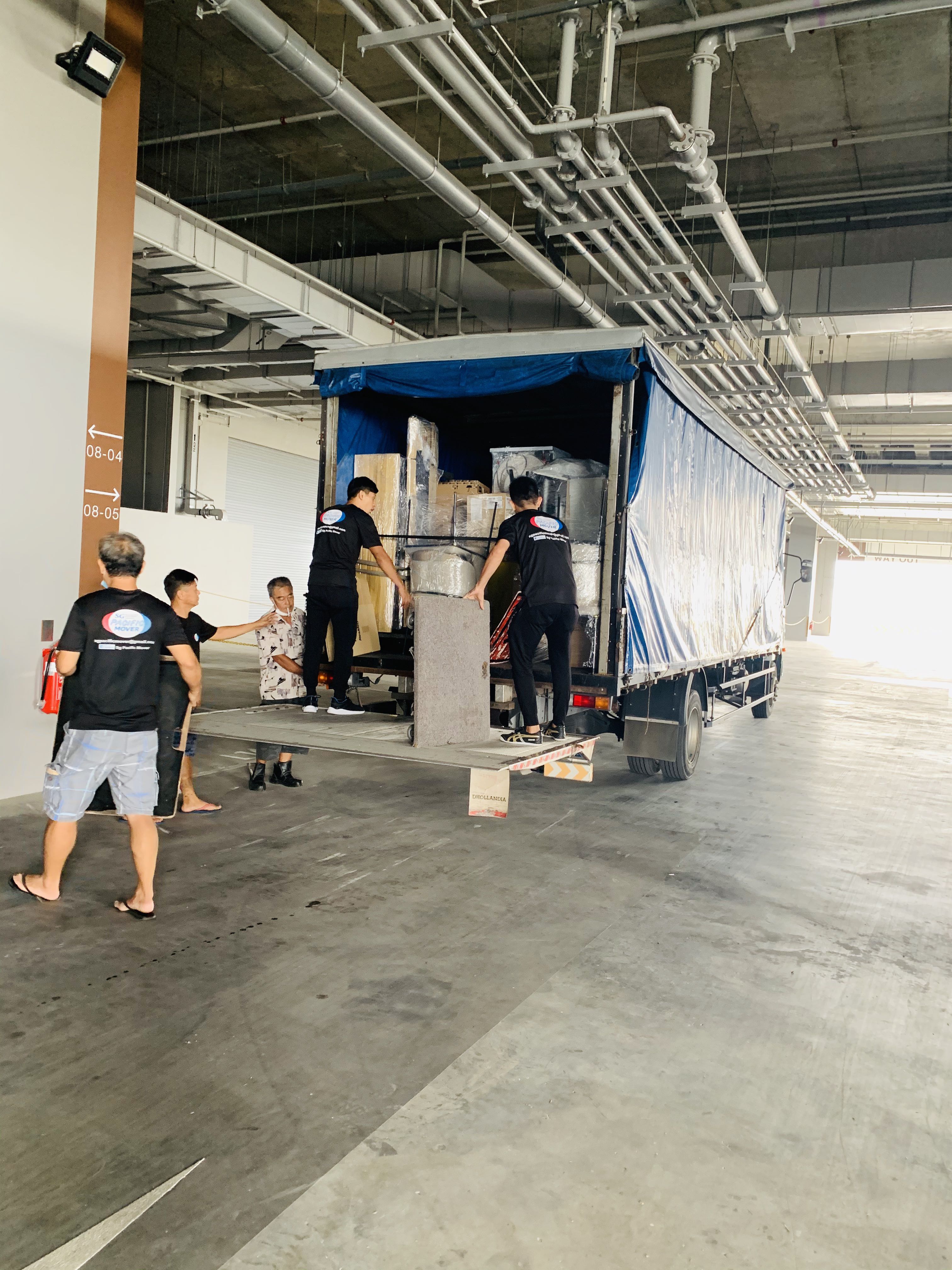 (Category: ) located in . Submitted by sgpacificmover (Listing ID 277142818, Image 1). Description: .
