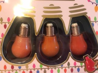 đ Stylish Light Bulb đĄ Lip Gloss Setâźď¸64243933834625110