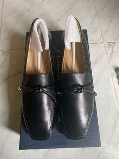 Andrew loafer