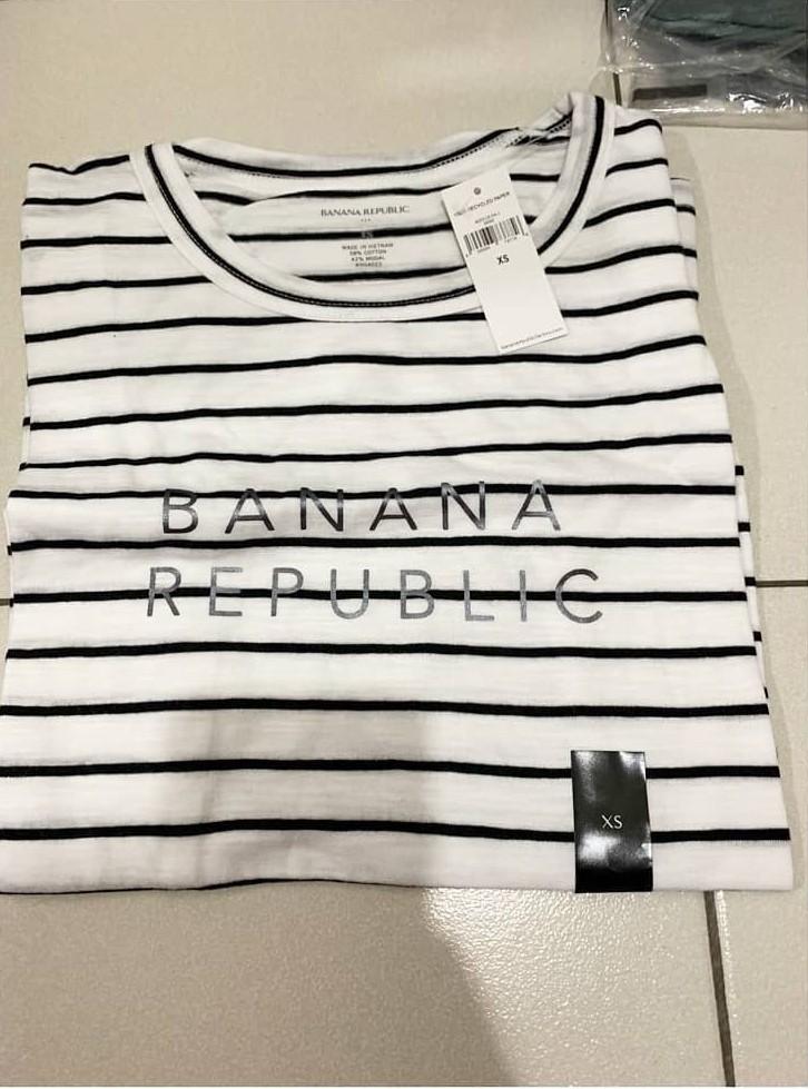 banana republic t shirts women's