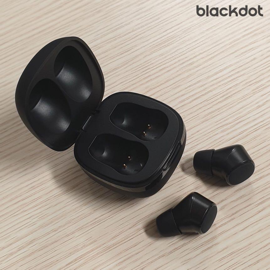 Black dots earbuds sale