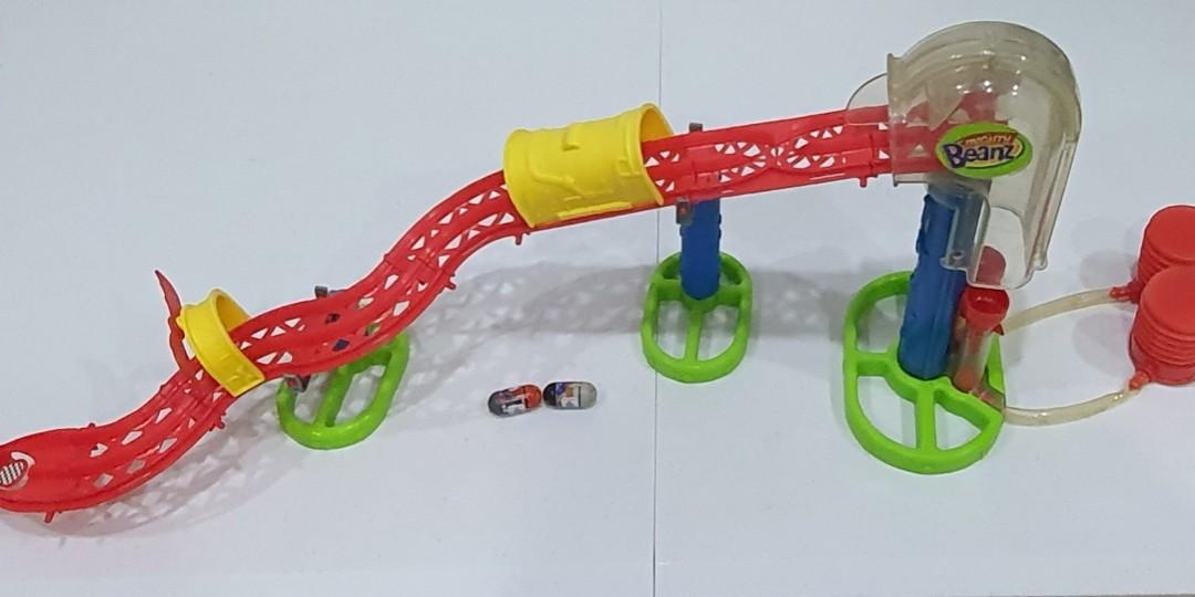 Complete Mighty Beanz Race Track No Box Hobbies Toys Toys Games On Carousell