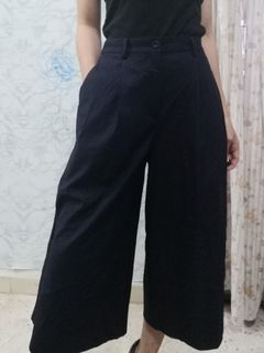 (Category: ) located in . Submitted by xenarthrell_wardrobe (Listing ID 1015182041, Image 1). Description: .