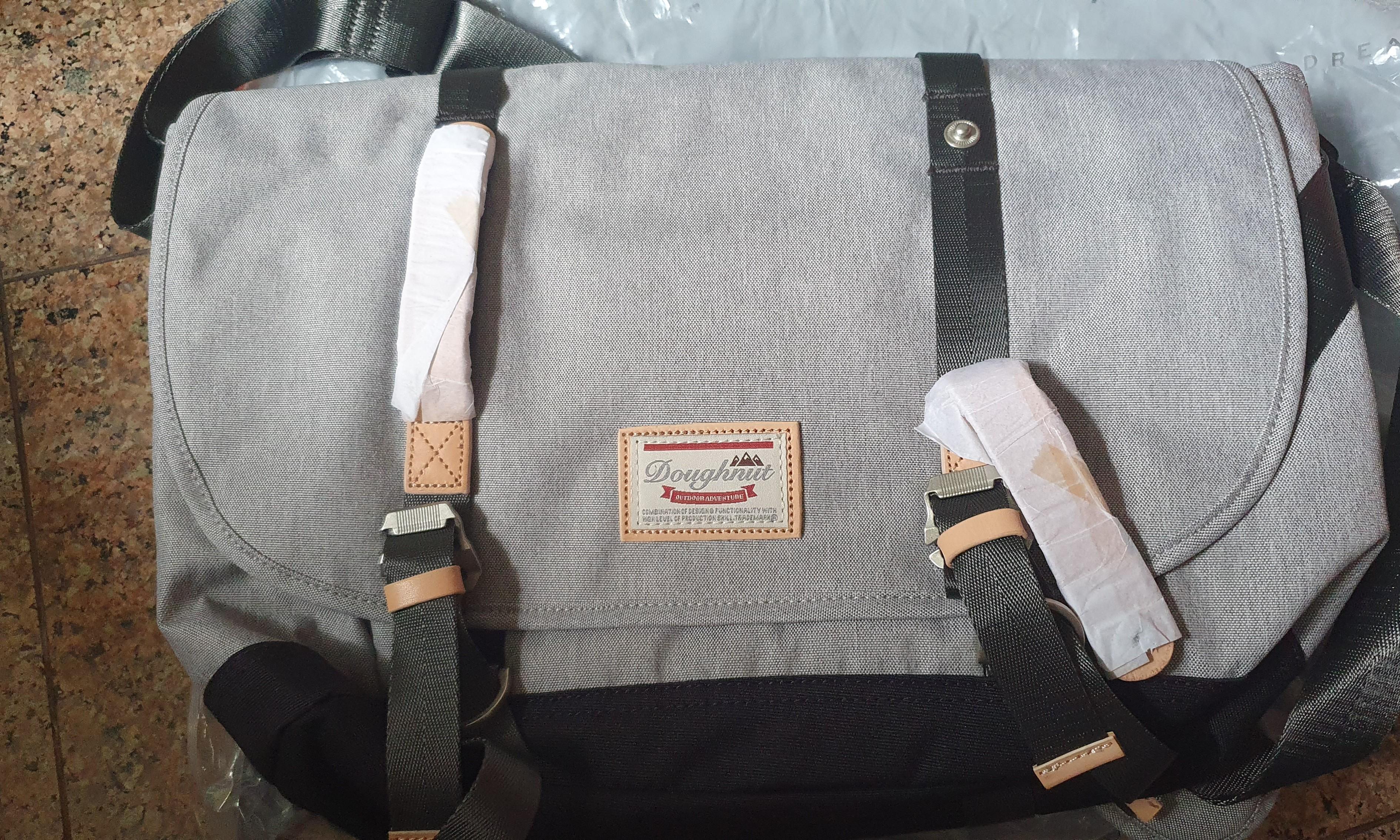 DOUGHNUT DENVER MESSENGER LIGHT GREY X BLACK Photography Photography Accessories Camera Bags Carriers on Carousell