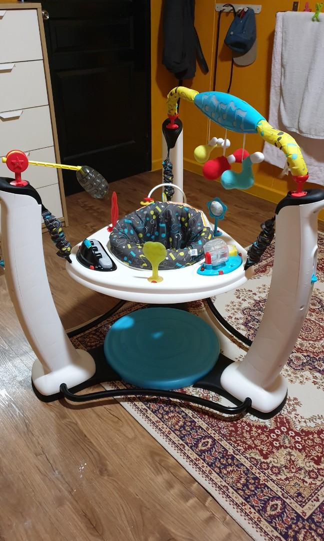 evenflo exersaucer jump & learn stationary jumper