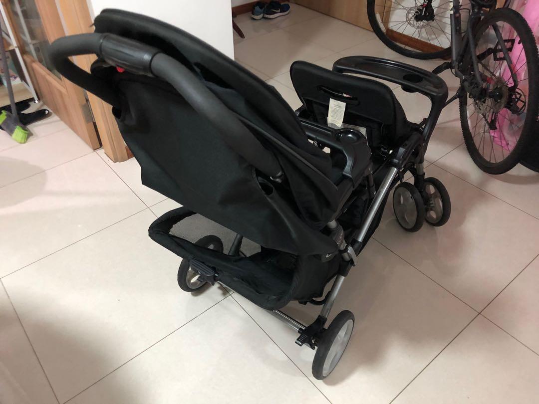 Graco Stadium Stroller twin two seats, Babies & Kids, Going Out
