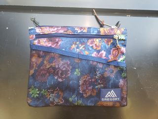 （分類：）位於 。 由 p.closet 提交（商品編號 1015084109，圖片 1）。簡介： 。
