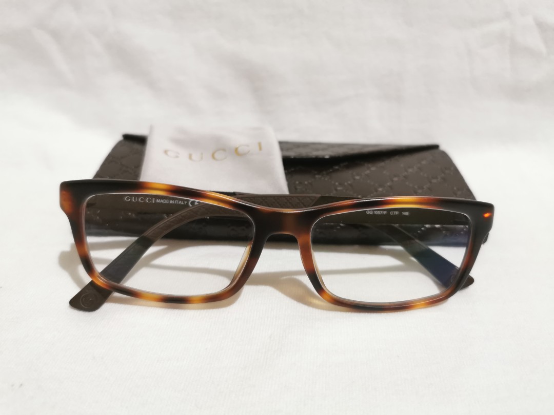 Gucci reading glasses 1.25 Clearance