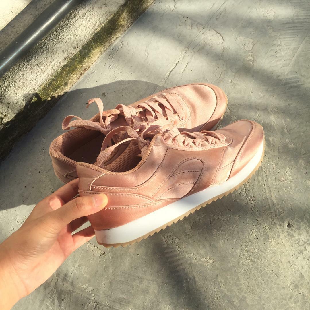 powder pink trainers