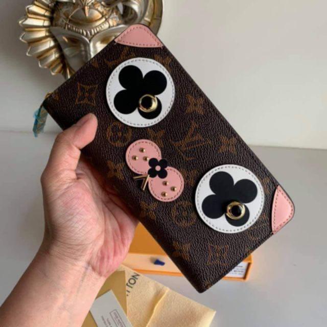 LV Puppy Dog Valentine Wallet, Luxury, Bags & Wallets on Carousell