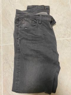 (Category: ) located in . Submitted by nicollleee (Listing ID 1015135036, Image 1). Description: .