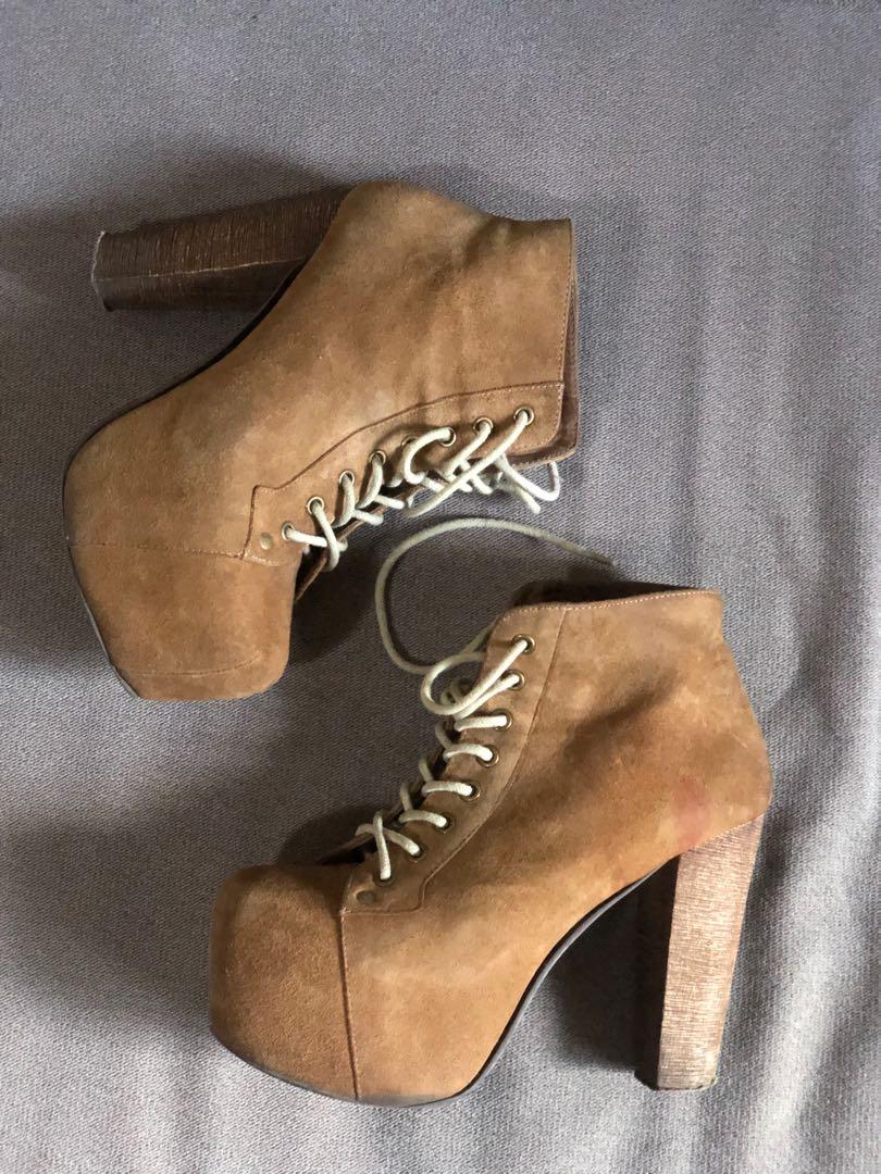 lita boots forever 21