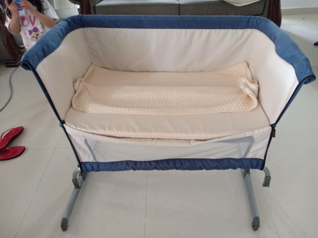 pouch baby cot