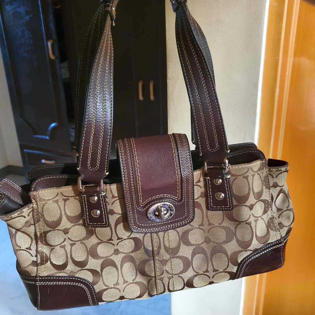 Coach, Bags, Coach Hampton Signature Bag F3974