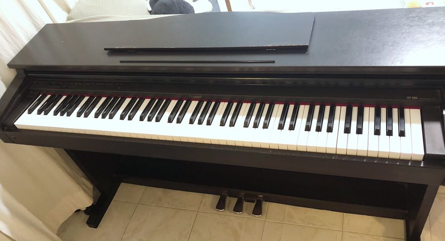 Roland HP1800 數碼綱琴, 興趣及遊戲, 音樂、樂器& 配件, 樂器- Carousell