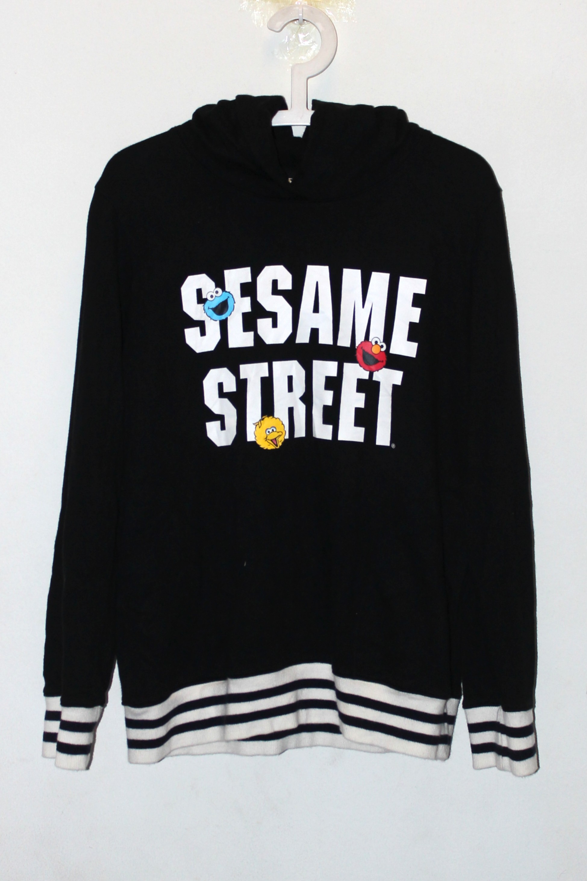 sesame street uniqlo hoodie