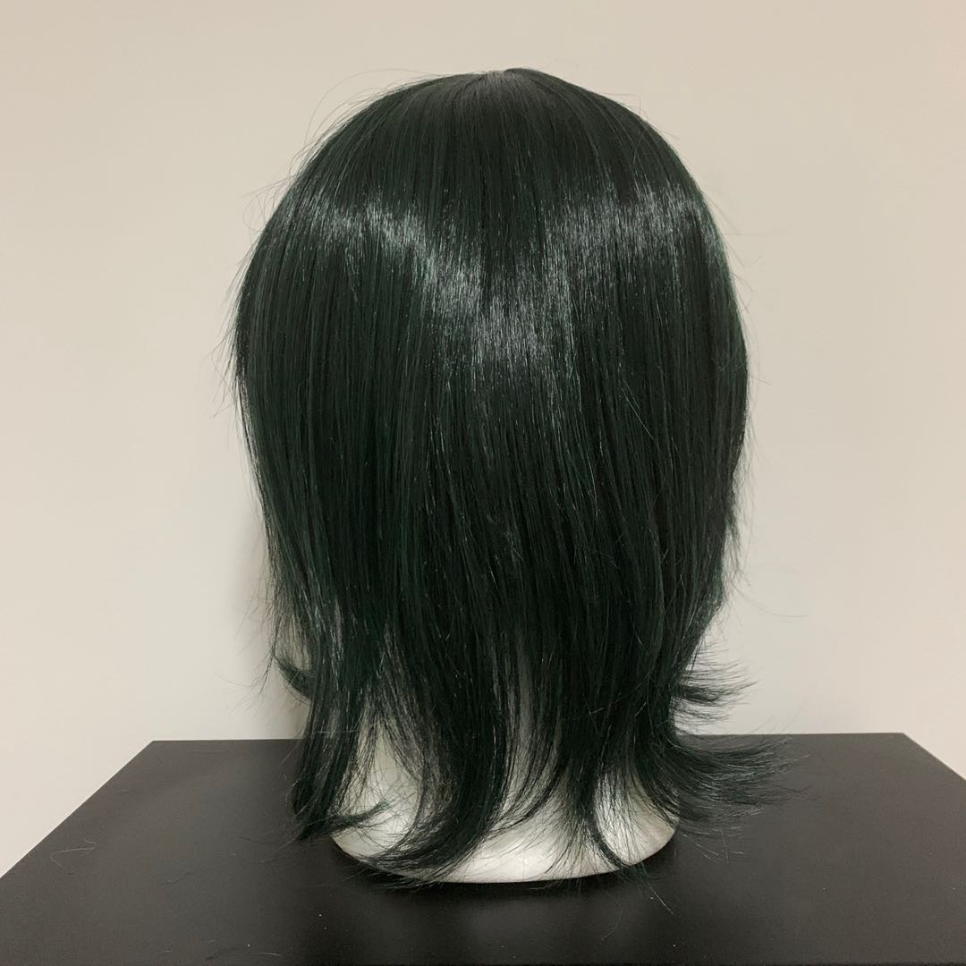dark green wig