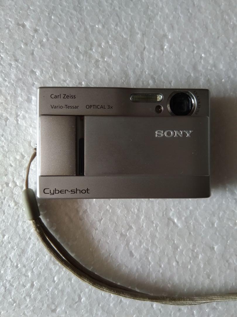 Sony Cybershot Camera 7.2 megapixels, Photography, Cameras on Carousell