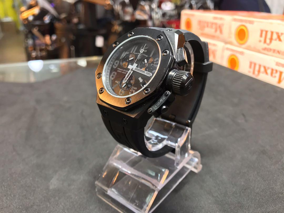Trimix watch outlet
