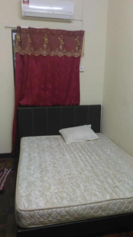 Taman Sungai Besi Indah Standard Room For Rent Mco Offers Call 016 3323362 Property Rentals On Carousell