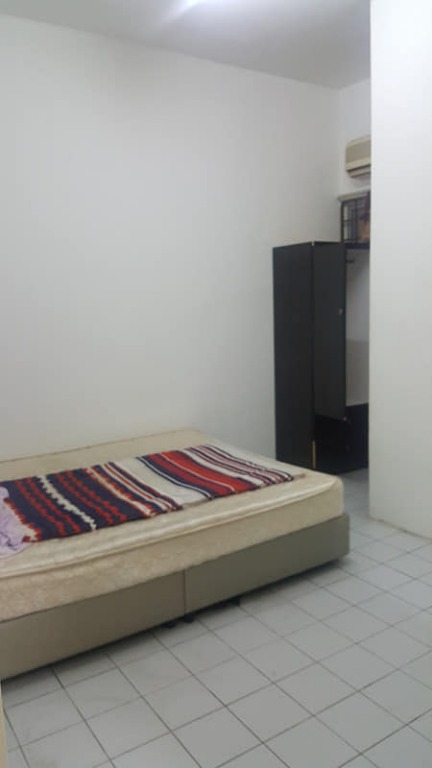 Taman Sungai Besi Indah Standard Room For Rent Mco Offers Call 016 3323362 Property Rentals On Carousell