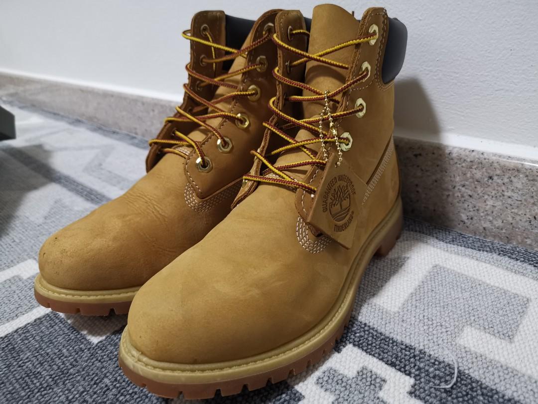 9w timberland size