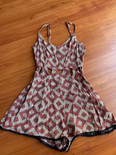 (Category: ) located in . Submitted by _secondhandshop (Listing ID 1015122150, Image 1). Description: .