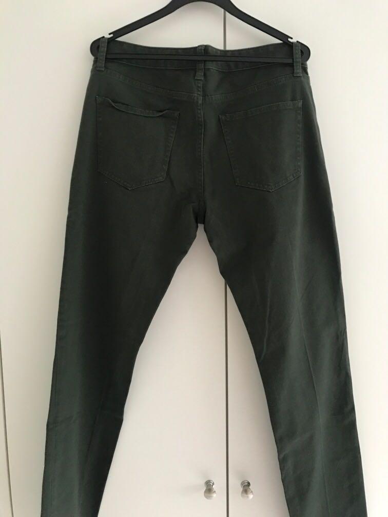 Uniqlo Dark Green Jeans, Women's Fashion, Bottoms, Jeans & Leggings on ...