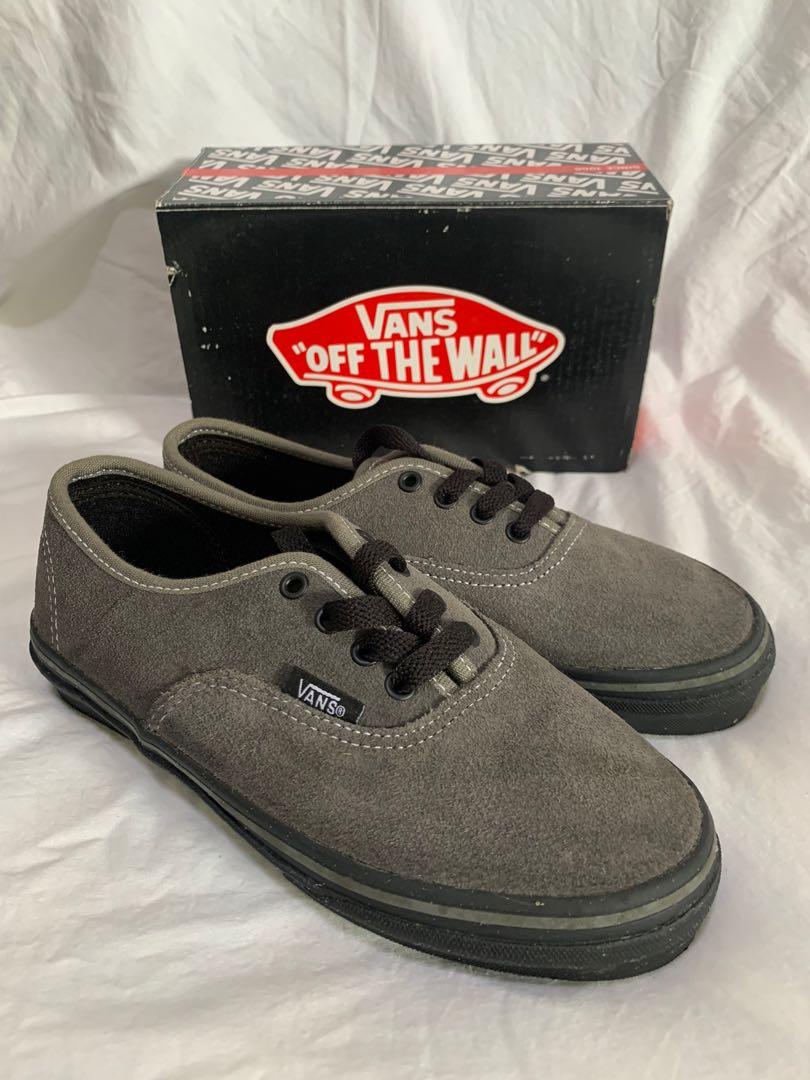 girls leather vans