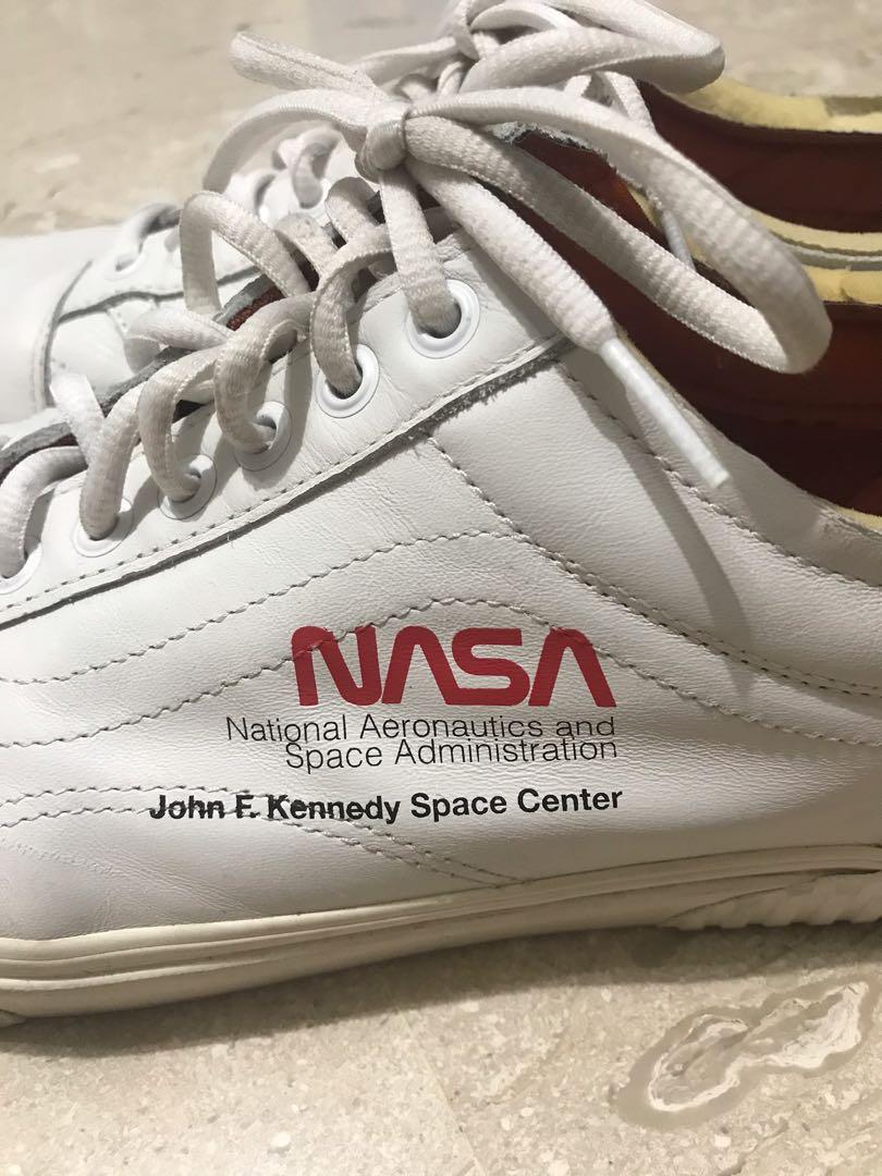 Nasa vans size 9 store