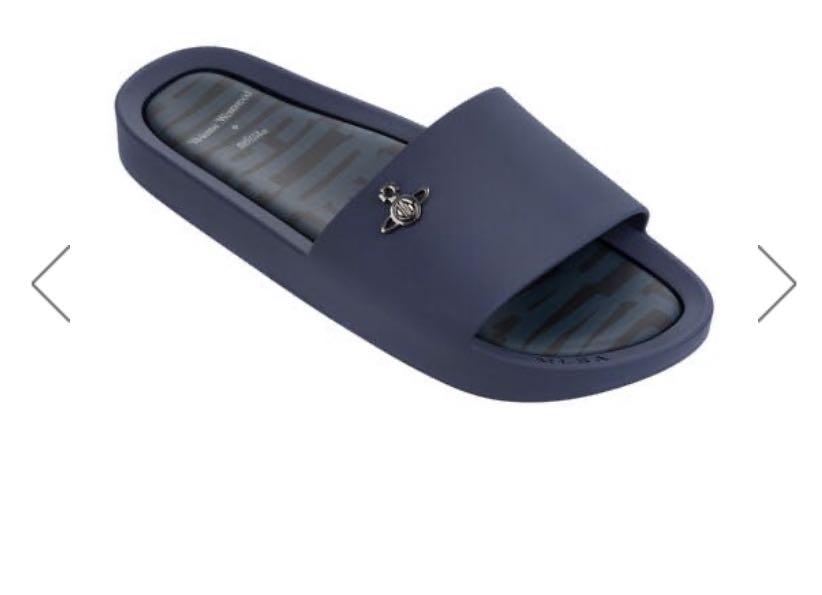 emmy sandal tory burch