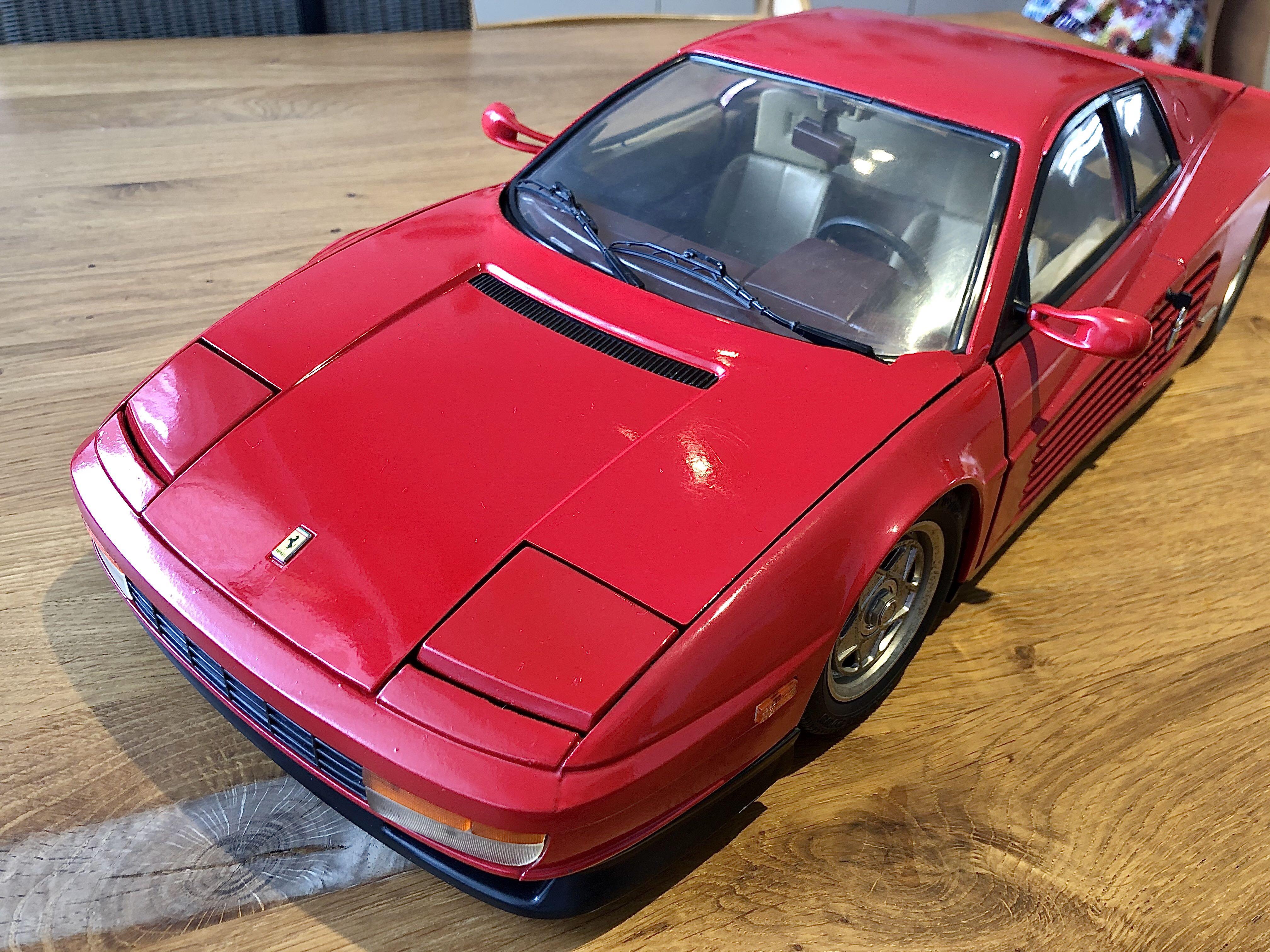 Ferrari testarossa 1/8 Pocher 模型車, 興趣及遊戲, 玩具& 遊戲類 