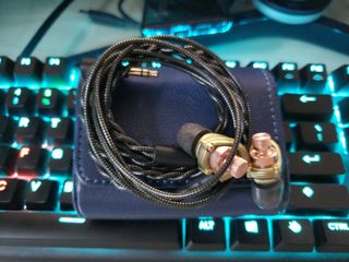 （分類：）位於 。 由 brian322 提交（商品編號 1015353663，圖片 1）。簡介： 。