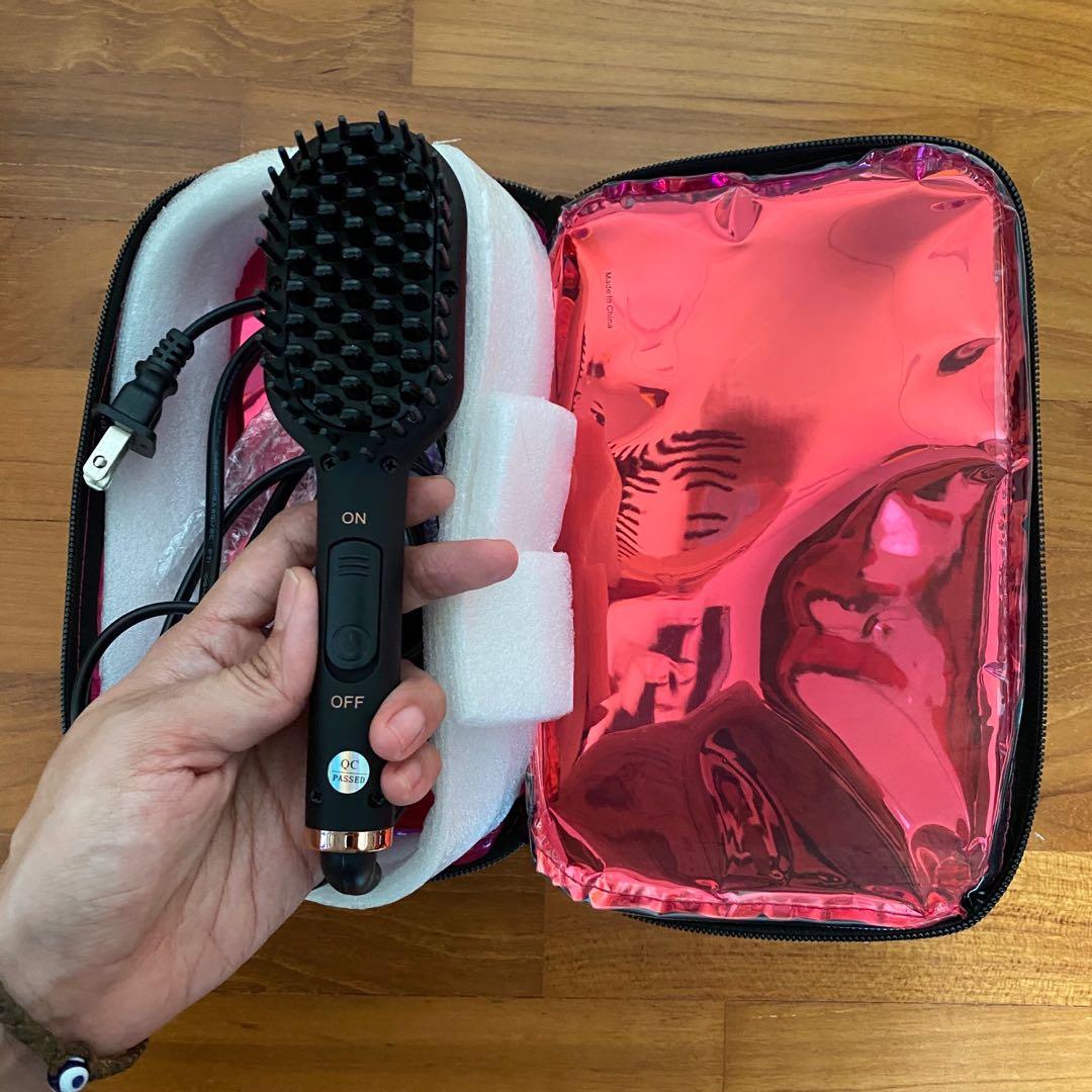 Amika travel straightening top brush