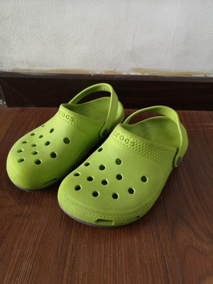 boys green crocs