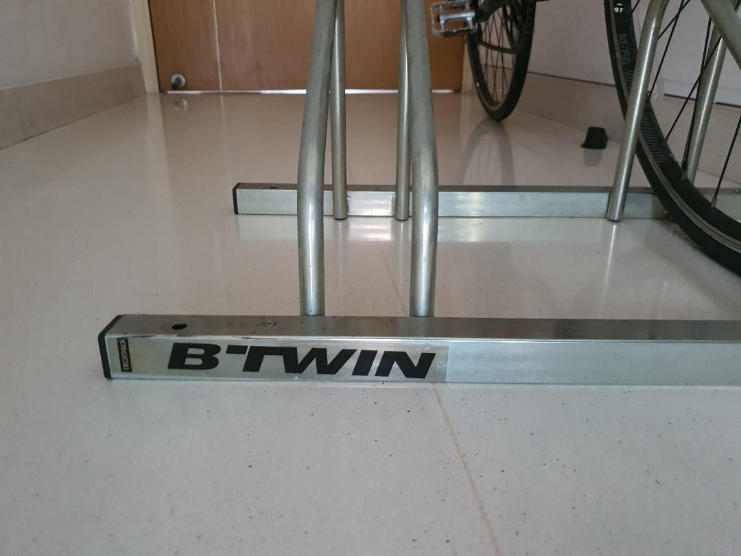 btwin stand
