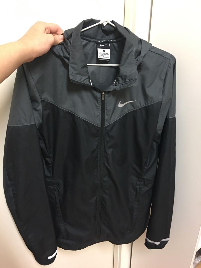 black nike rain jacket
