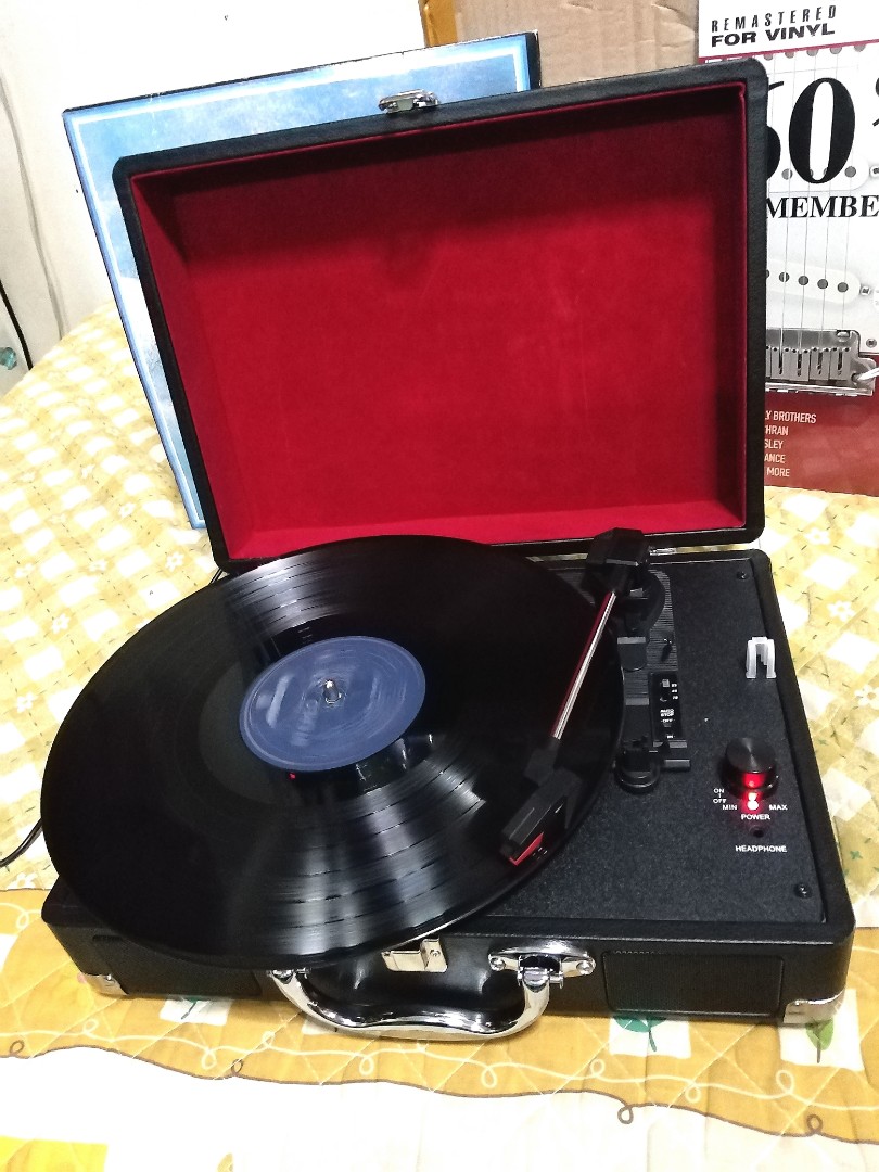 Brand New Briefcase Style Turntable Vinyl Plaka Record Player, Audio