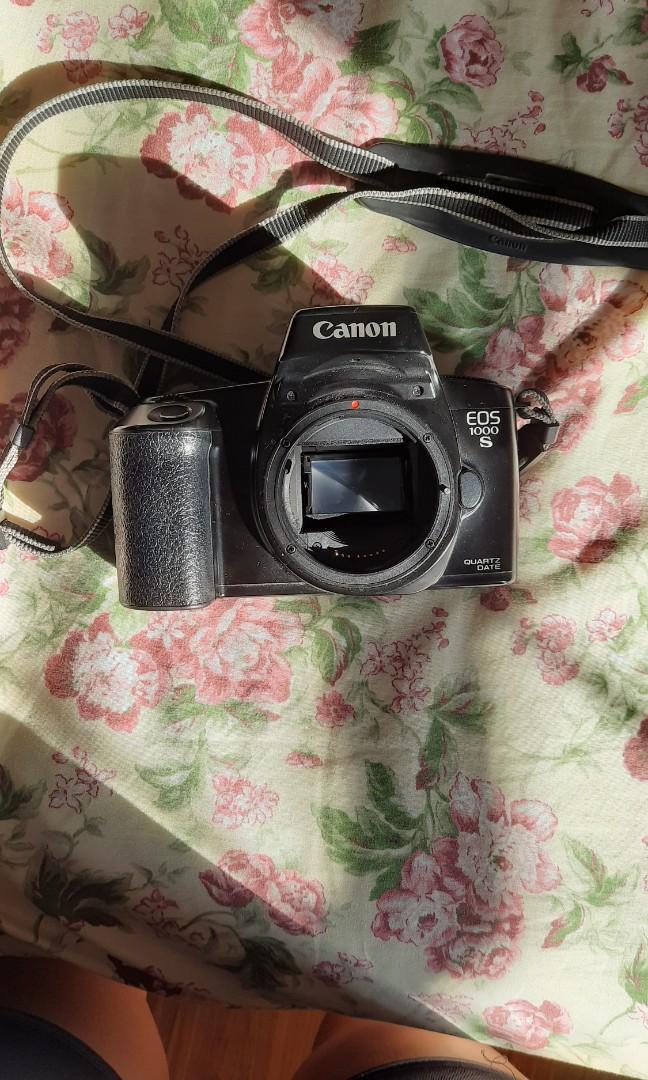 canon eos 1000s film camera as is