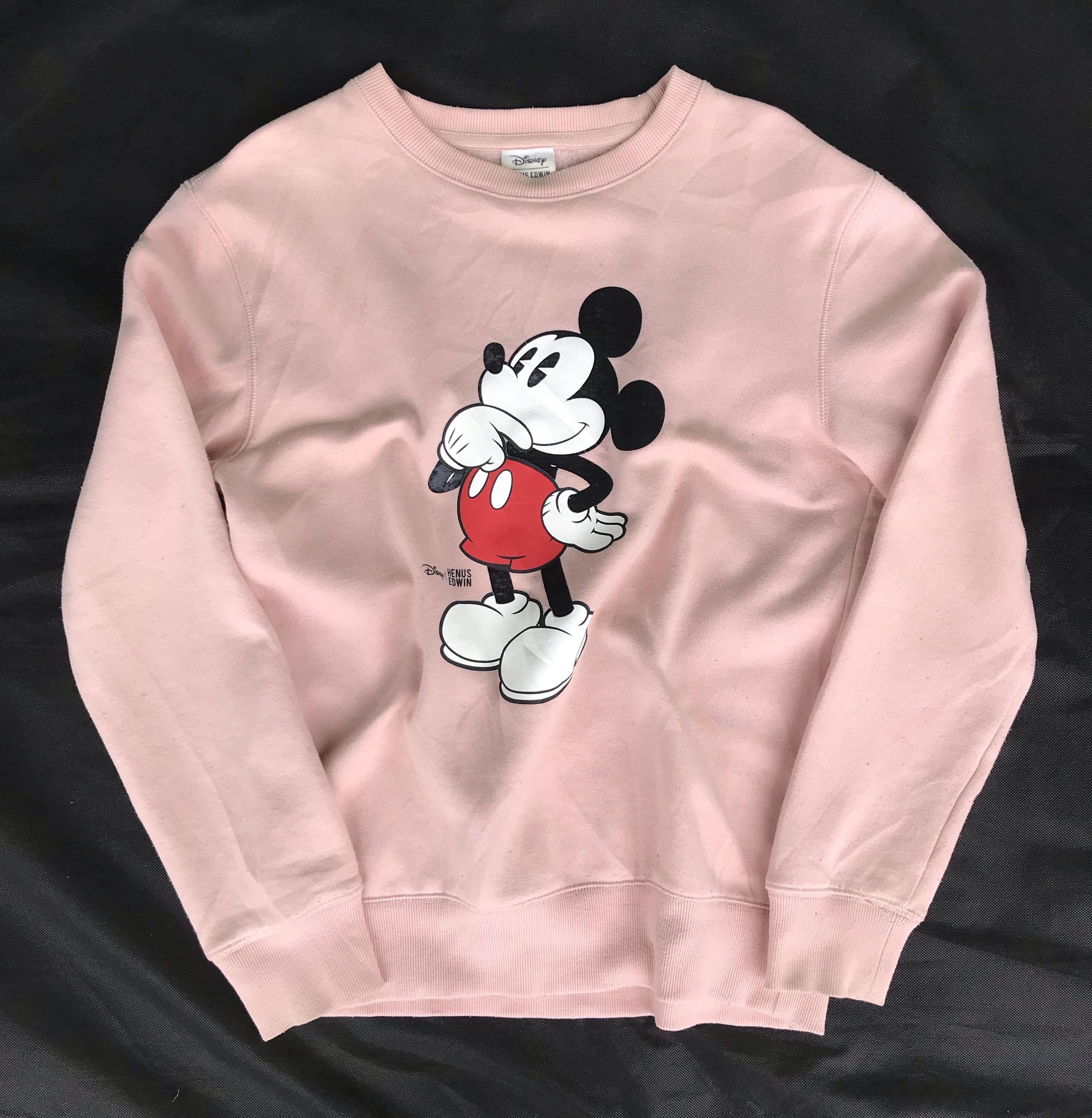 Crewneck Disney, Fesyen Wanita, Pakaian Wanita, Atasan di Carousell