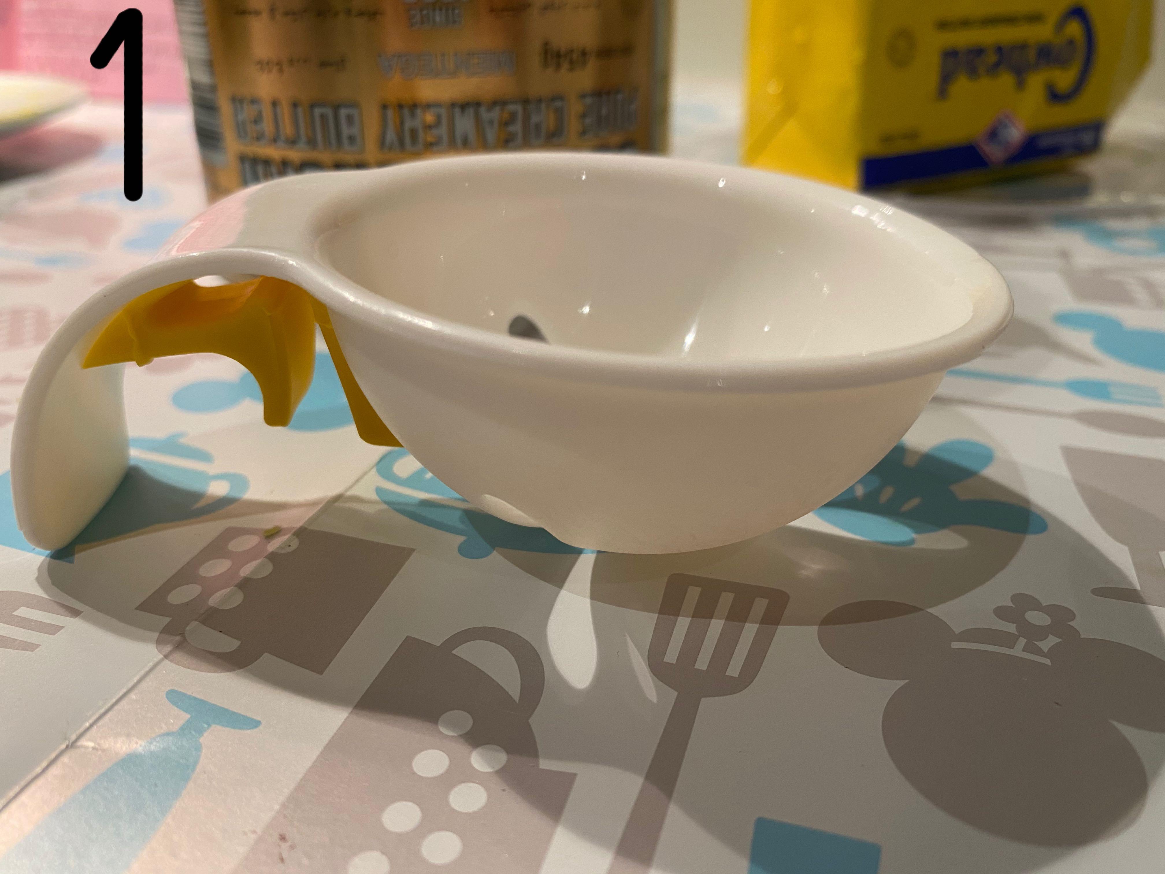 Egg Separator (Category: Cookware & Accessories) located in Singapore. Submitted by midnight.rhapsody (Listing ID 1015414558, Image 2). Description: Egg Separator No.1 $5 No.2 $2 No.3 $2.