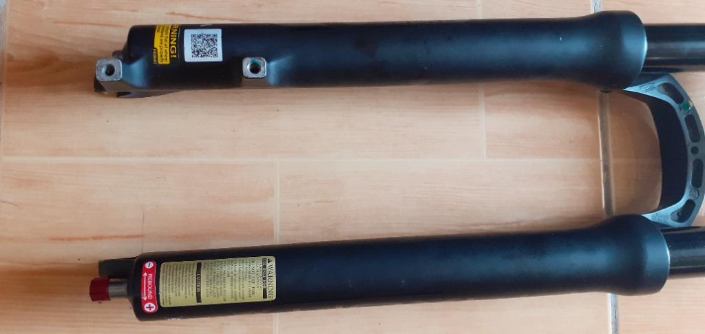 epixon fork 27.5 weight