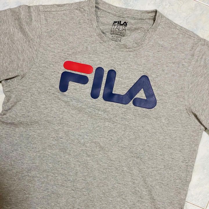 fila t shirt xs